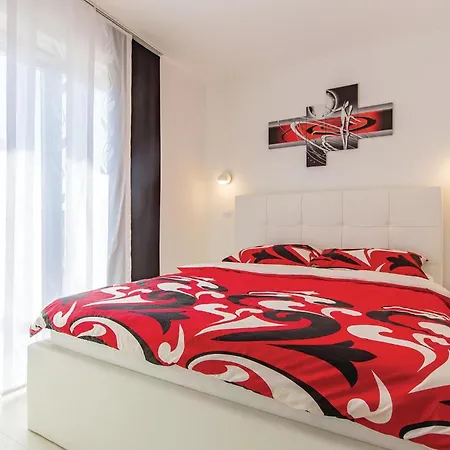 2 Bedroom Beautiful In