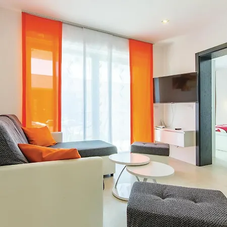 2 Bedroom Beautiful In